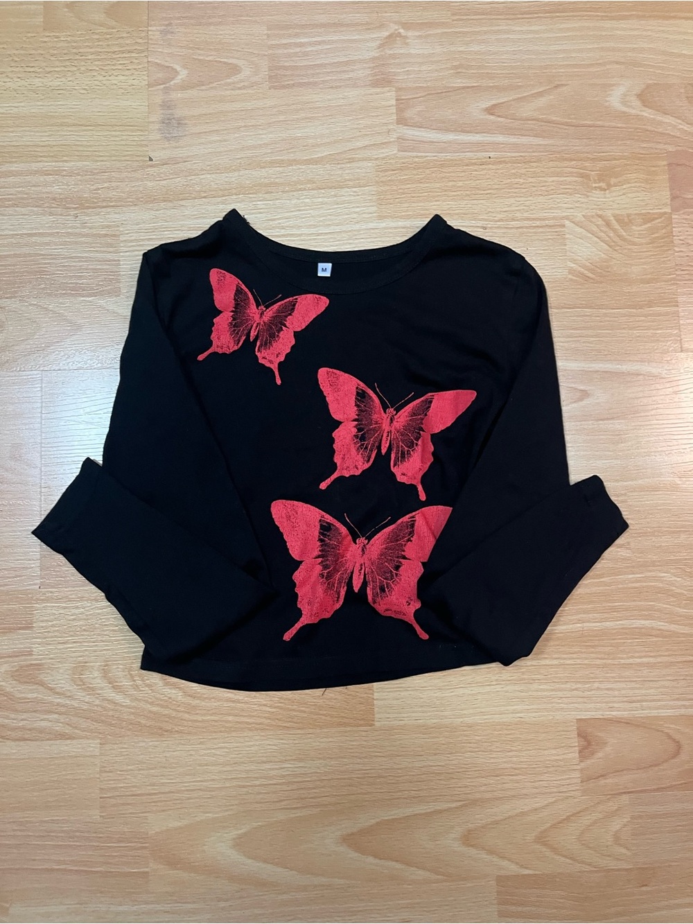 SHEIN Black Long Sleeve Cropped Top with Red Butterfly Trio